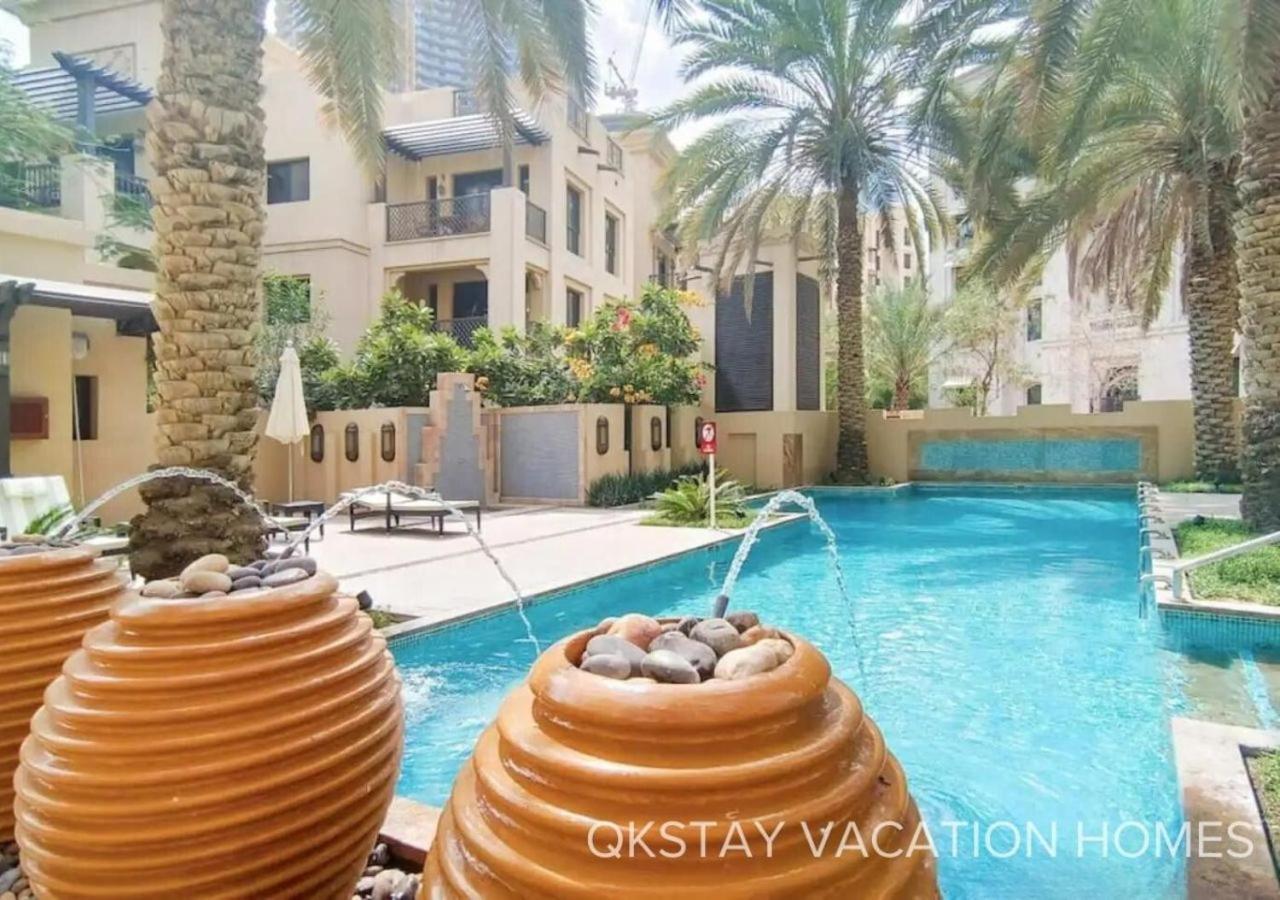 Appartement 5 Min Walk To Burj Khalifa 2bhk Luxury Downtown Burj Haven Dubaï