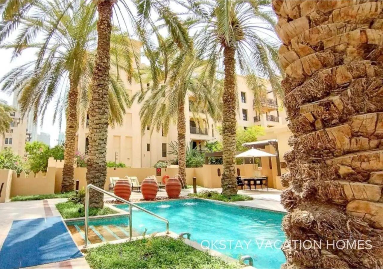 Апартаменти 5 Min Walk To Burj Khalifa 2bhk Luxury Downtown Burj Haven *